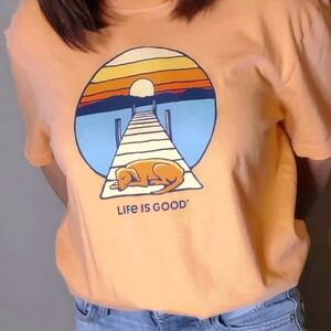 Life is Good | Dog Crusher Tee Dog Dock Sunset Short Sleeve | Medium Unisex
